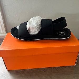 Sandals rocket dog size 7